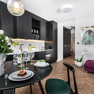 Moss Apartment